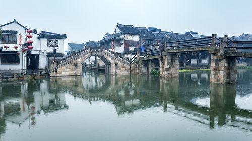 汽车华容道